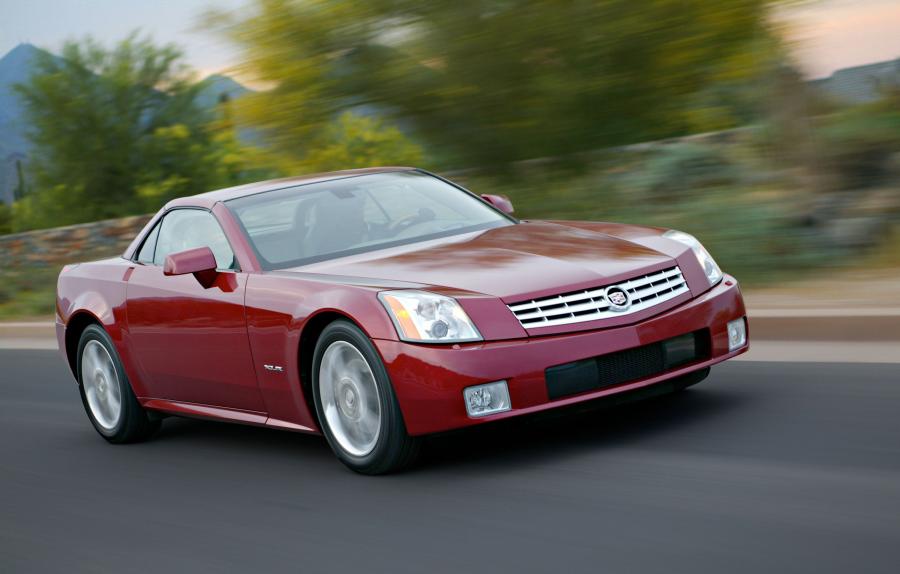  Cadillac XLR Roadster 2004 года  (фото 17 из 128)